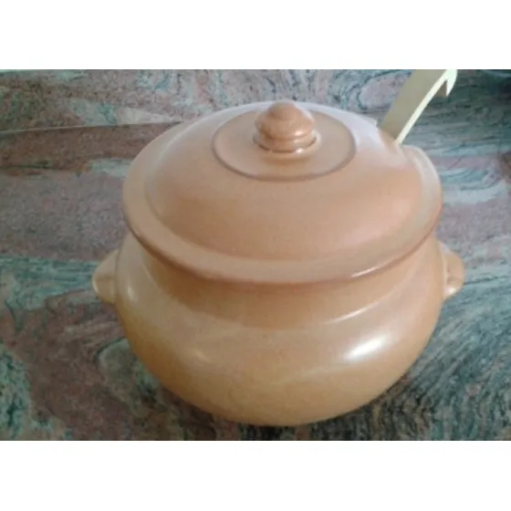Olla Sopera De Gress Con Tapa Y Cucharon