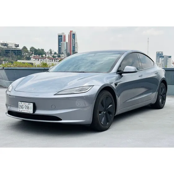 Tesla Model 3 0.0 547km Awd