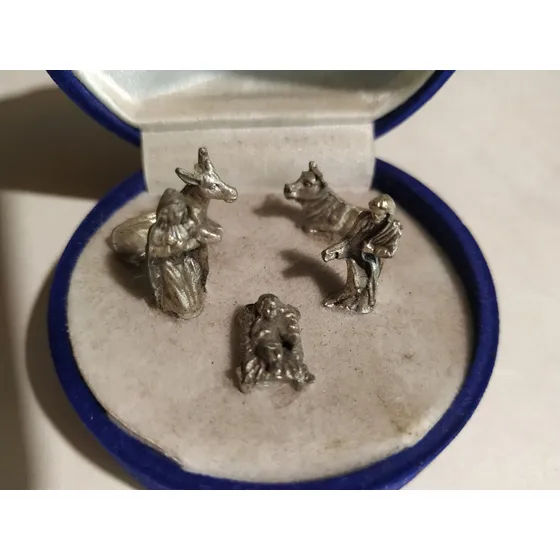 Antiguo Pesebre Navideño Miniatura Usado C/estuche 5 Figuras