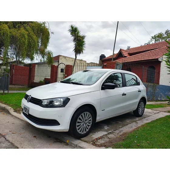 Volkswagen Gol Trend 1.6 Pack I 101cv
