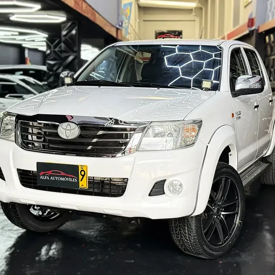 Toyota Hilux 2012 2.700cc M/t 4x2 C/a 2012