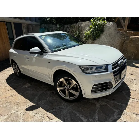 Audi Q5 2.0 L T S Line Dsg