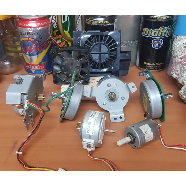Motorsitos Eléctricos De Varios  Voltajes. Para Multi Uso. 