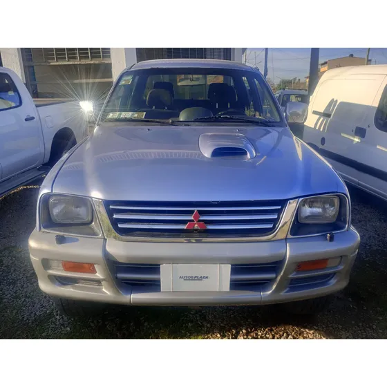 Mitsubishi L200 2.5 D/cab 4x4