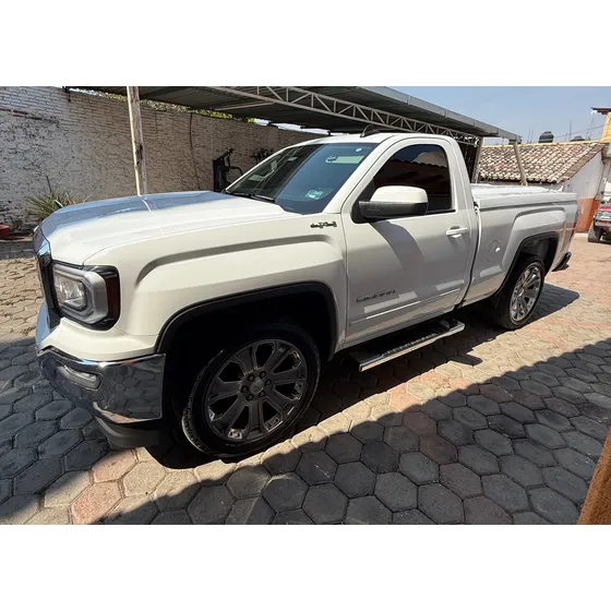 Gmc Sierra 5.4 Cabina Regular Sle 4x4 At