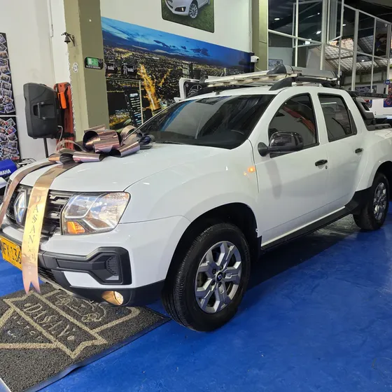 Renault Duster Oroch 2024 1.3 Intens 4x4 Outsider Mecánica