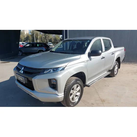 Mitsubishi L200 2.4 Td Work Dc Cr