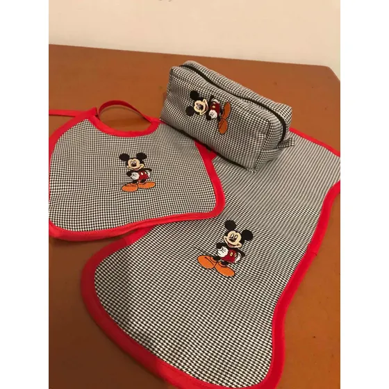 Babero Y Buchero Para Bebé