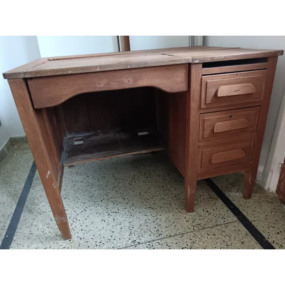 Escritorio De Roble.