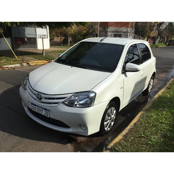 Toyota Etios 1.5 Xs