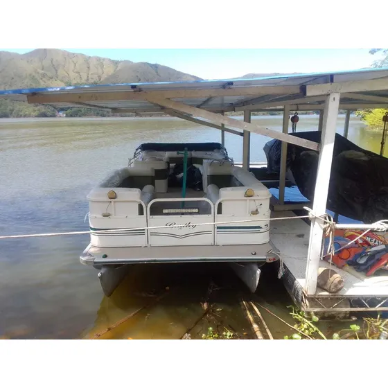 Ponton Bentley Cruise 24 Pies Motor 90hp