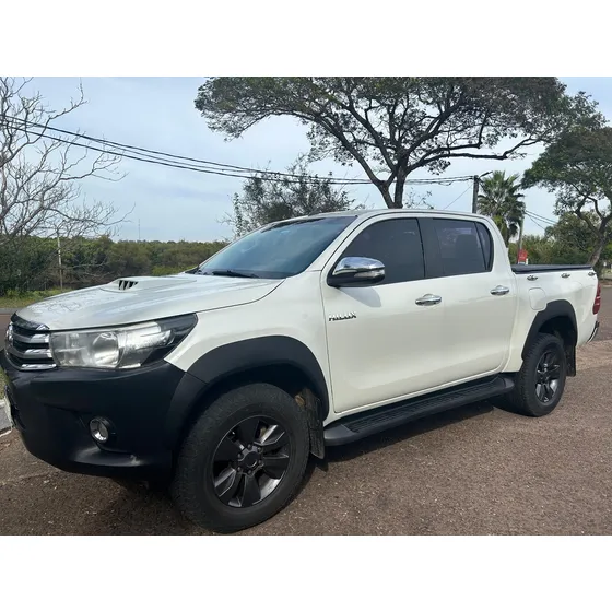 Toyota Hilux 3.0 Srv At 4x4