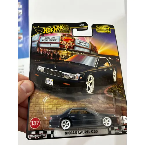 Hot Wheels Liberty Walk Er34 Nissan Skyline cor vermelha