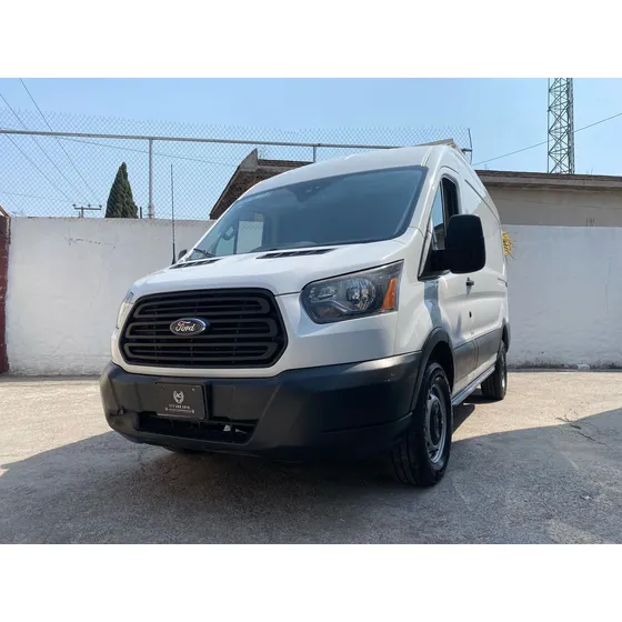 Ford Transit Van Mr 250 2017 Automática