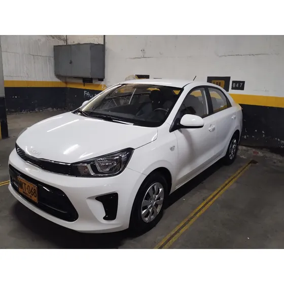 Kia Soluto 1.4 Emotion At
