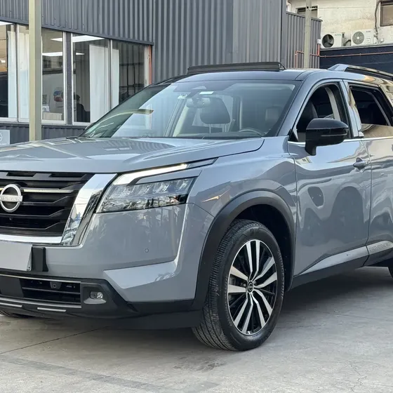 Nissan Pathfinder 2025