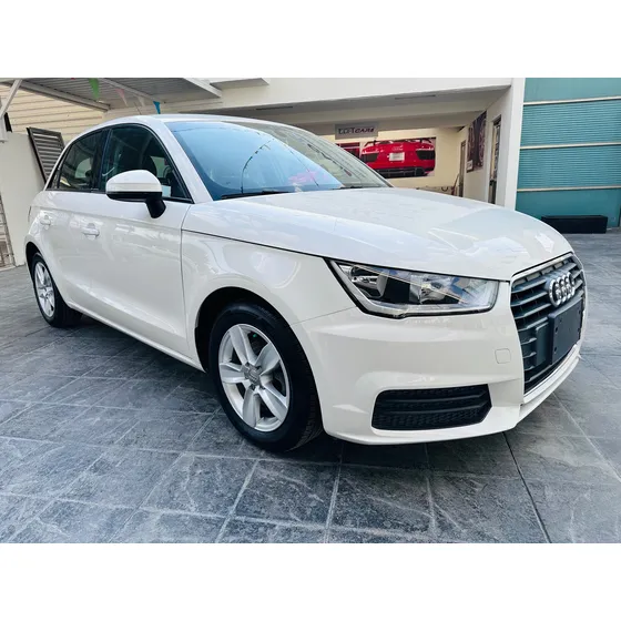Audi A1 1.4 Urban S-tronic Dsg
