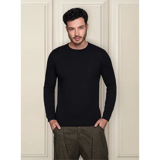 Saco De Hombre. Polo Cuello Redondo. Producto Nacional