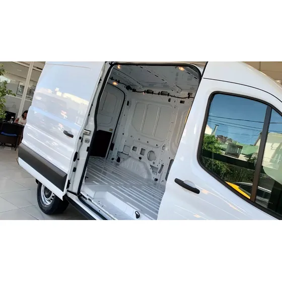 Ford Transit 2.2 Furgon Mediano 350m