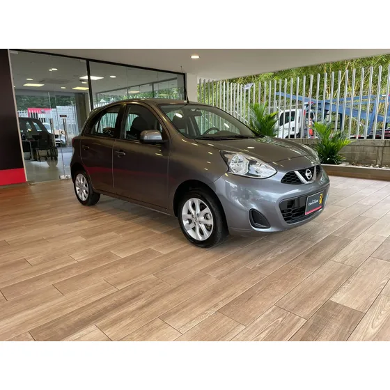 Nissan March 1.6 Sense At