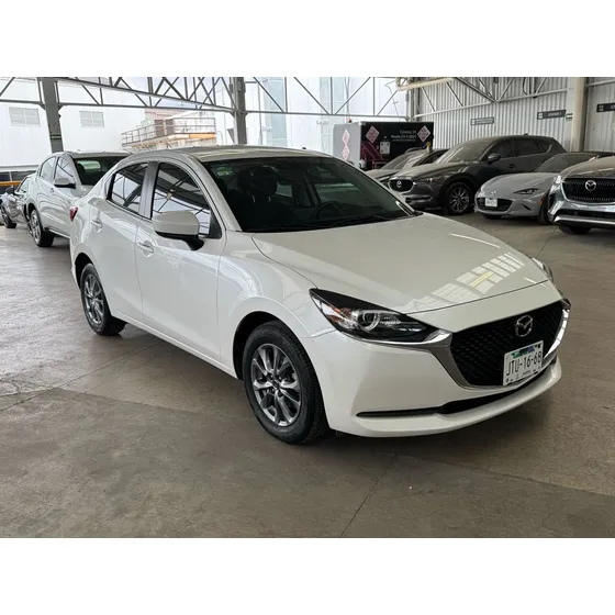 Mazda Mazda 2 5p I Sport L4/1.5 Aut
