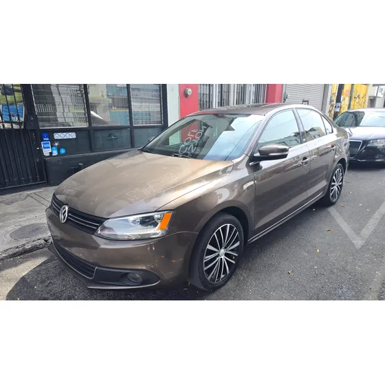 Volkswagen Jetta 2.5 Bicentenario Tiptronic At