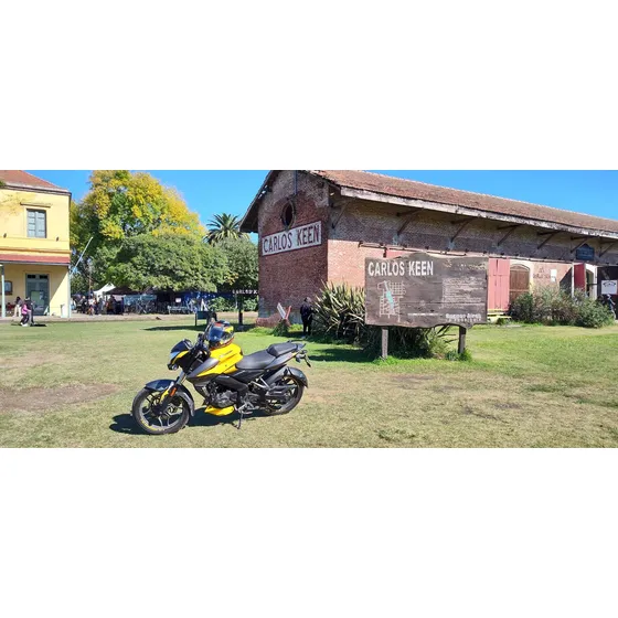 Ns200 12.000 Km Solo Ruta Y Autopista. Inyección, Abs...