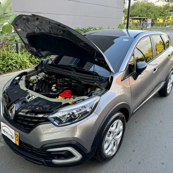 Renault Captur 2023 1.6 Zen Mt