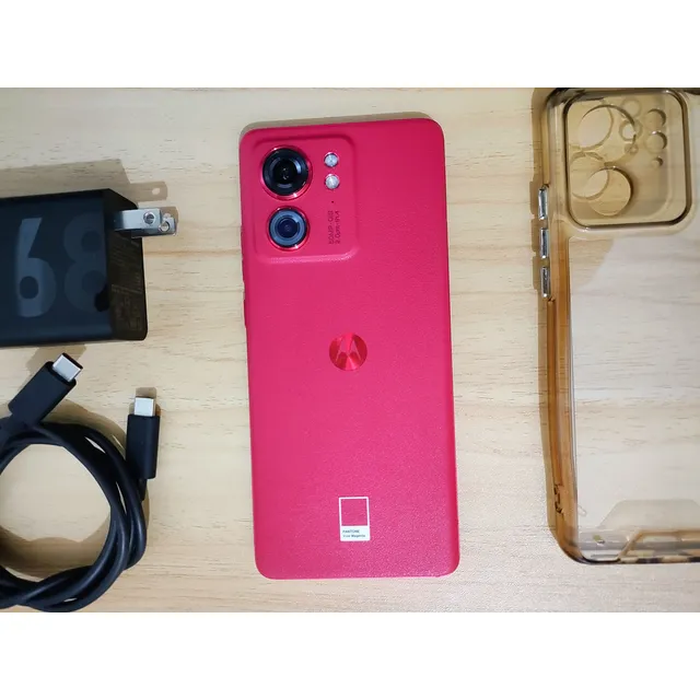 Motorola Edge 40 256gb 8 Ram Libre Pantalla Curva Dual Camar Rosa Chicle