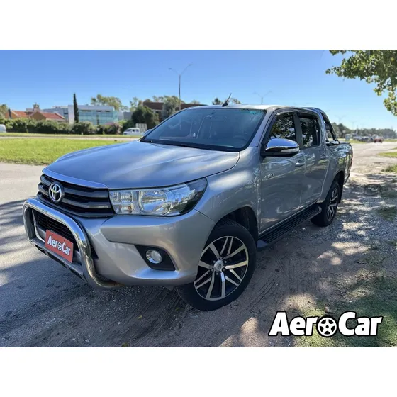 Toyota Hilux Sr 2.5t