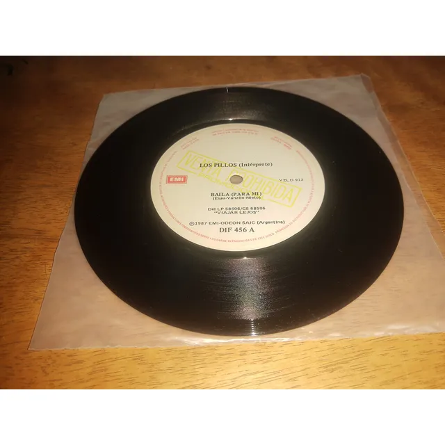Los Pillos Baila (para Mí) / Viajar Lejos Simple 7 Pro 1987