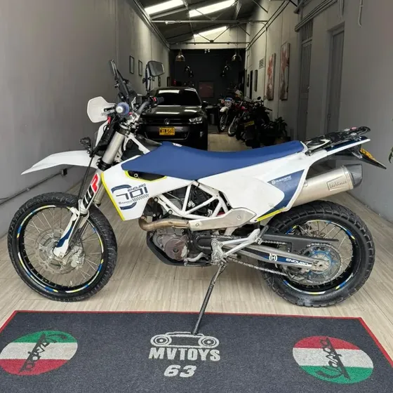 Husqvarna 701 Enduro