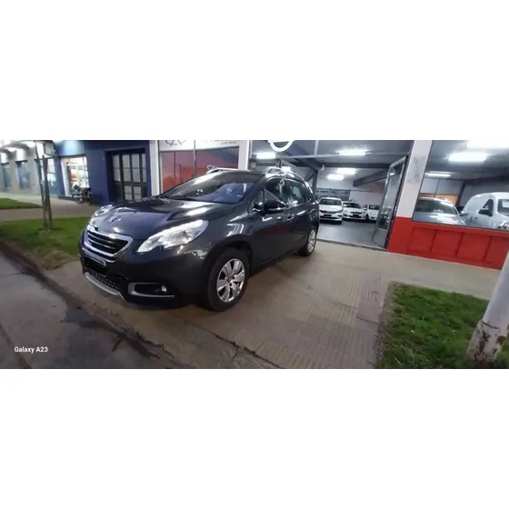 Peugeot 2008 1.6 Allure