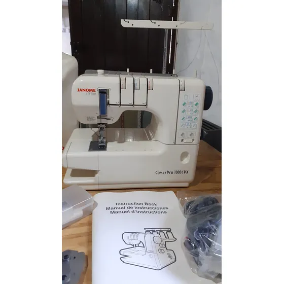 Collareta Janome Cover Pro 1000cpx Portable Blanca 220v