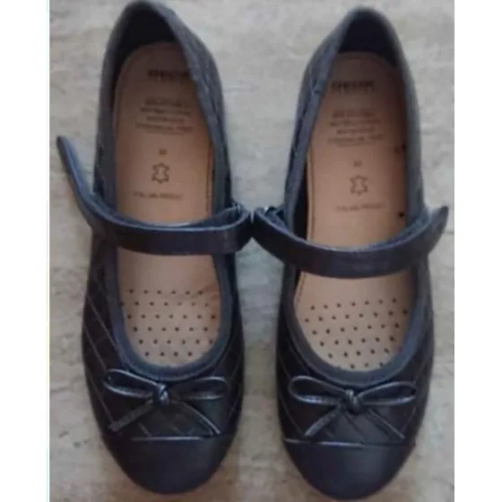 Zapatillas Geox. Usadas 1 Vez. Niña. Talla: 33.
