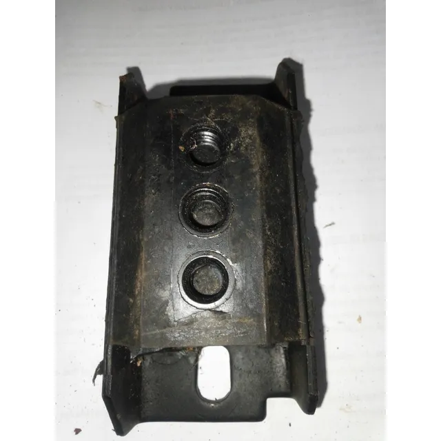 Base De Caja 3 Tornillos Chevrolet 8 Cilcilindros Jeep Motor