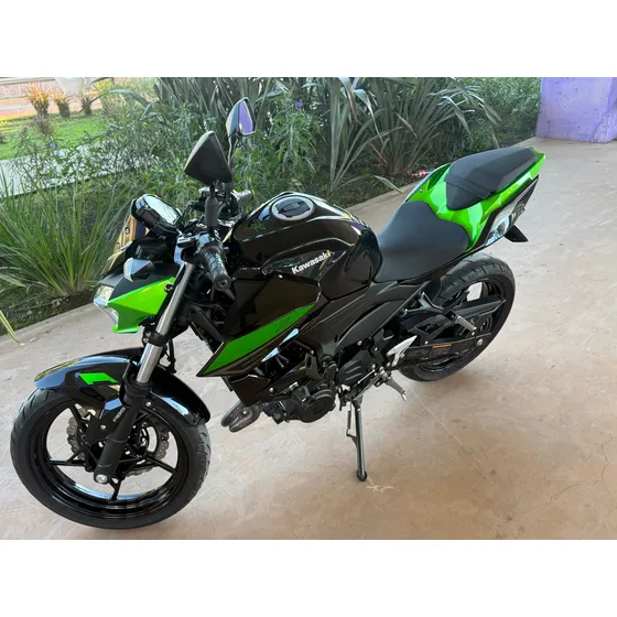Kawasaki Z400 Impecable