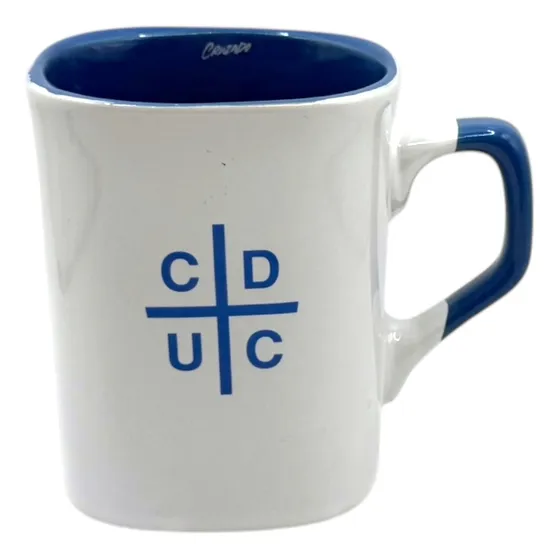 Tazon Universidad Catolica Cuadrad 450ml Futbol Con Caja Color Blanco Cruzados