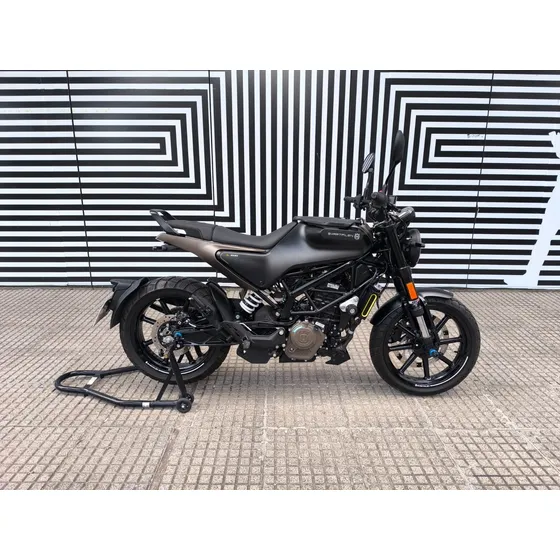 Husqvarna Svartpilen 200