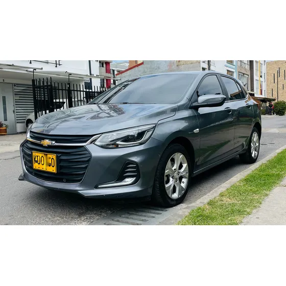 Chevrolet Onix 1.0t Premier Hatch At