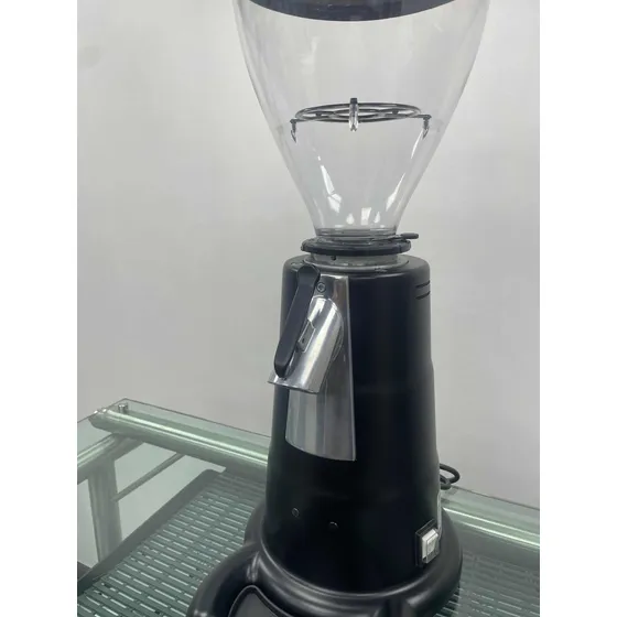 Molino De Café Macap Mc7 Con Tolva De 1.4 Kilos.