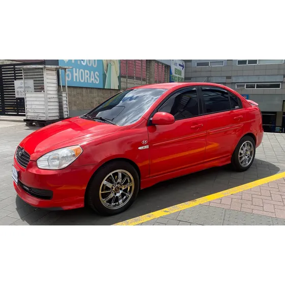Hyundai Accent 1.4 Gls 4 P