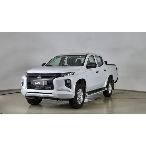 Mitsubishi L200 2.4 Td Work Dc Cr