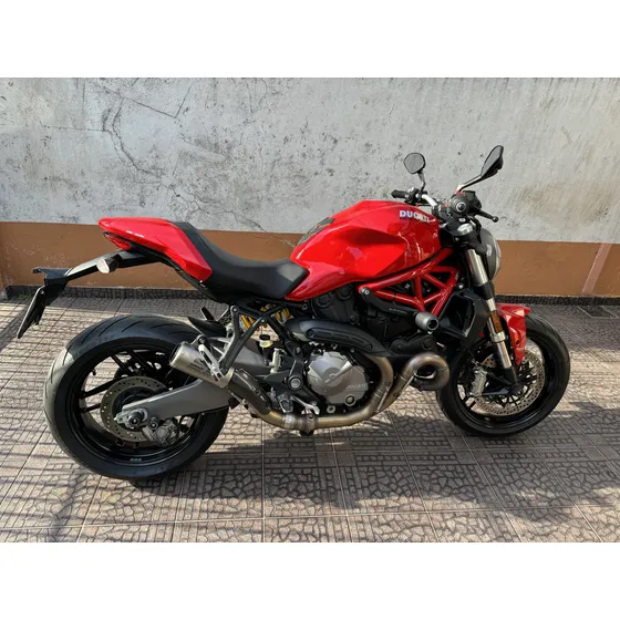 Ducati Monster 821 Inmaculada 2019
