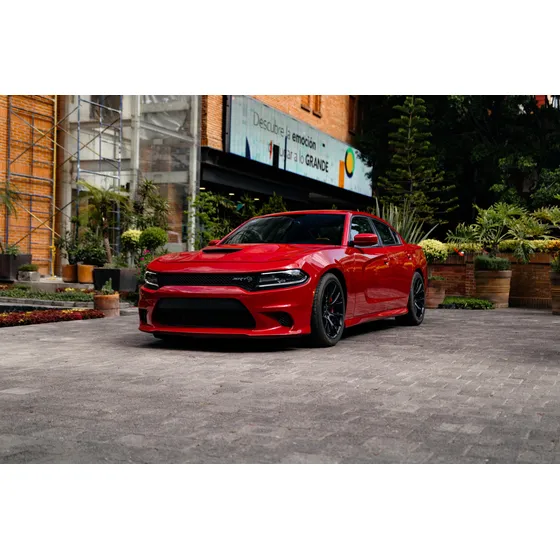 Dodge Charger 6.2 Srt-8 At