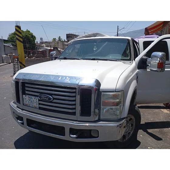 Ford F-250 Super Duty 4 Puertas