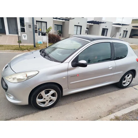 Peugeot 207 1.6 Quicksilver