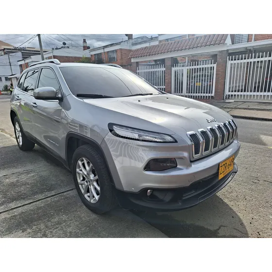 Jeep Cherokee 3.2 Longitude