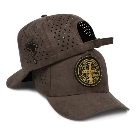 Boné São Bento Furadinho Fitão Aba Curva Em Camurça Cor Marrom Tamanho Un