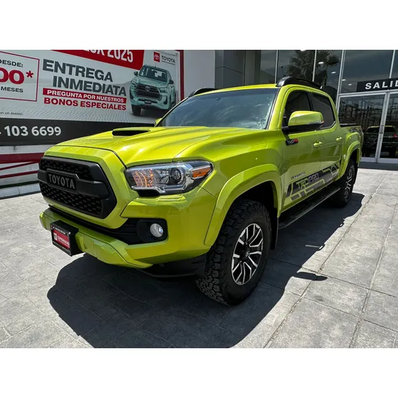 Toyota Tacoma Edición Especial 4x4